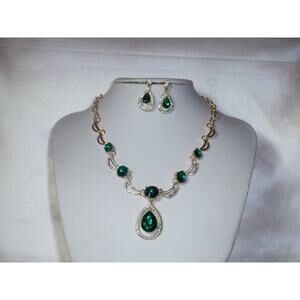 Green 4 pc. Wedding MOB rhinestone necklace set, statement  prom party necklace